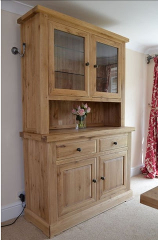 Solid oak 2 door oak dresser glazed top