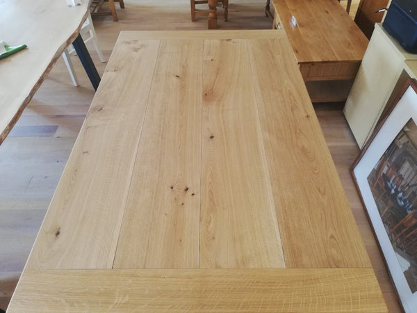 Sussex - Sussex Small Farmhouse Dining Table