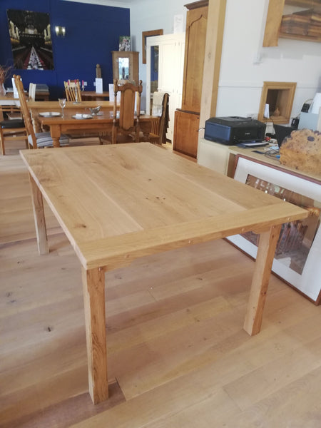 Sussex - Sussex Small Farmhouse Dining Table
