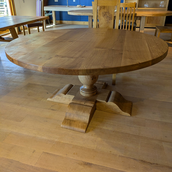 Sussex - Round Gironde Oak Dining Table