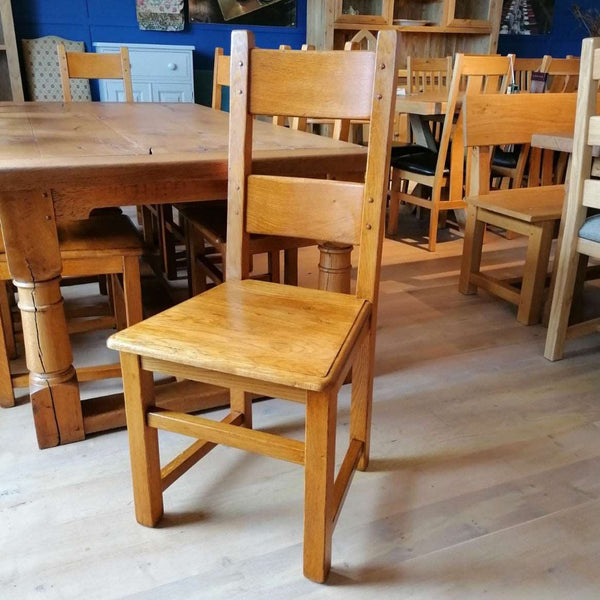 Oak chair with wooden seat