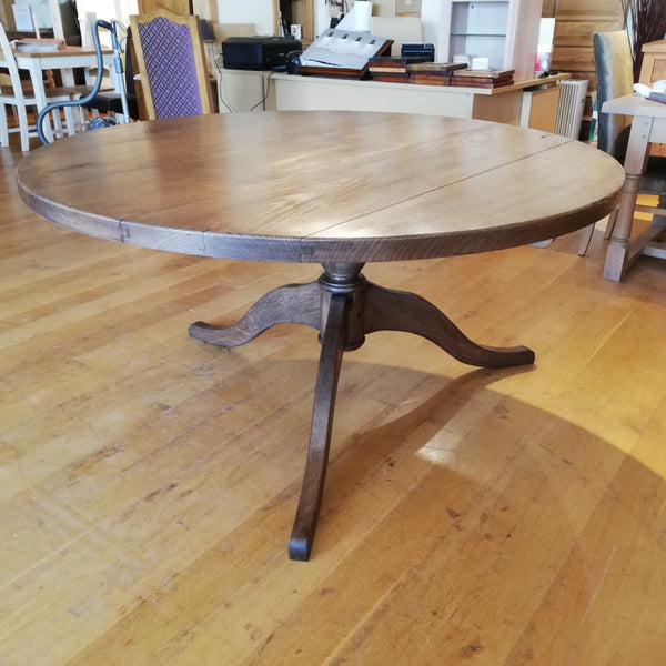 Sussex - English Oak Heavy Pedestal Dining Table