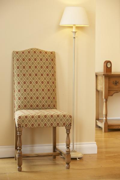 Cranbrook upholstered oak side chair scene