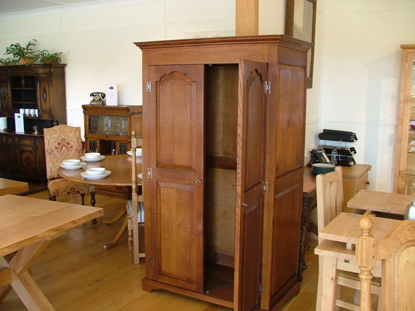 Sussex - Traditional Solid Oak Double Wardrobe