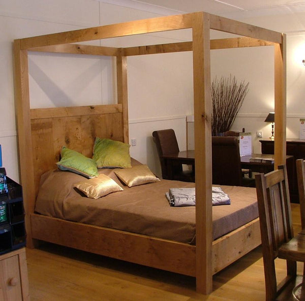 Swailes Open Four Poster Oak Bed Side view