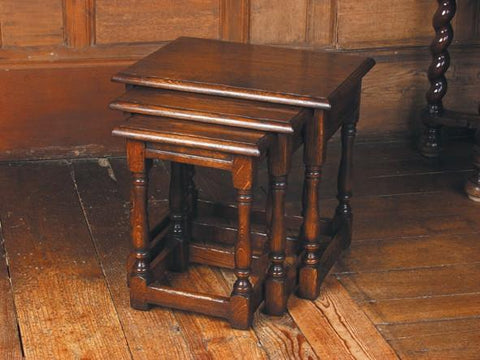 Traditional Nest Of 3 Tables