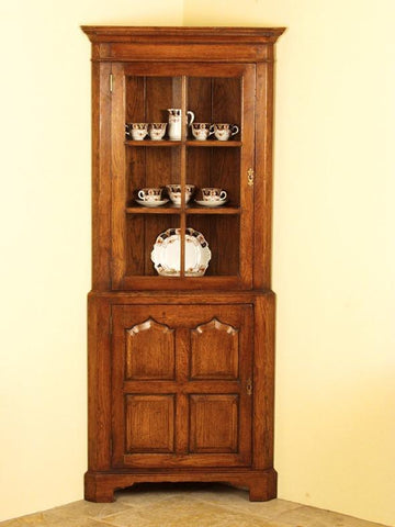 Traditional Oak Glazed Corner Cabinet