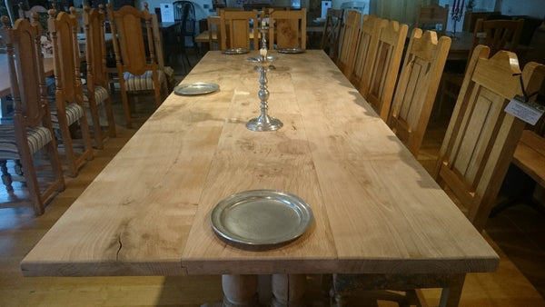 Twin Pillar oak Dining Table top