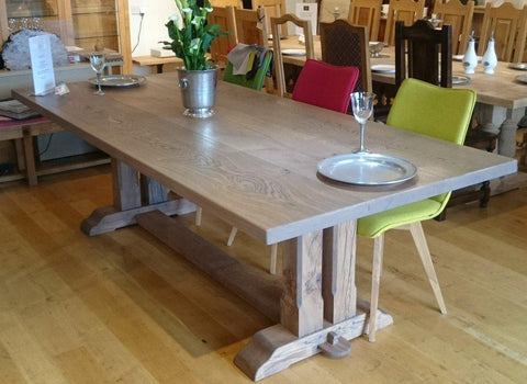 Twin column oak dining table