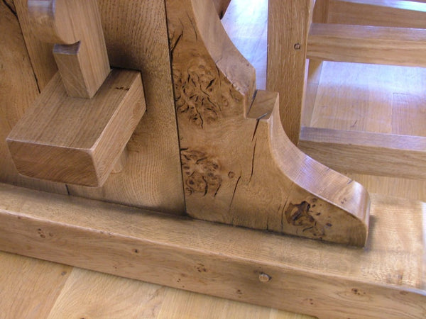Lyre End oak table close up base showing pippy oak detail