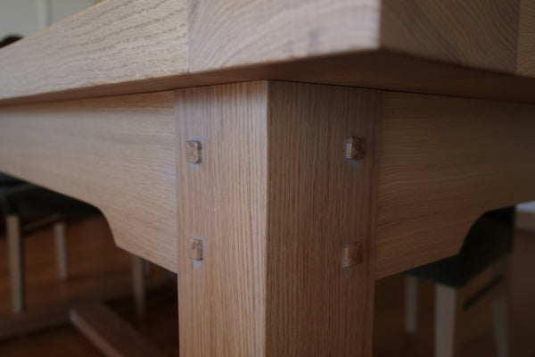 Sussex Fine oak refectory table close up