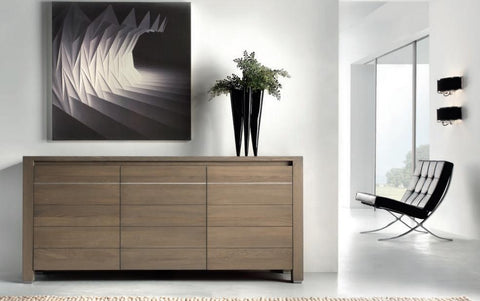 Contemporary 3 door solid oak sideboard
